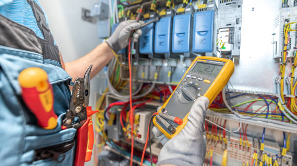 Best Local Electrician Companies  in Naples, TX